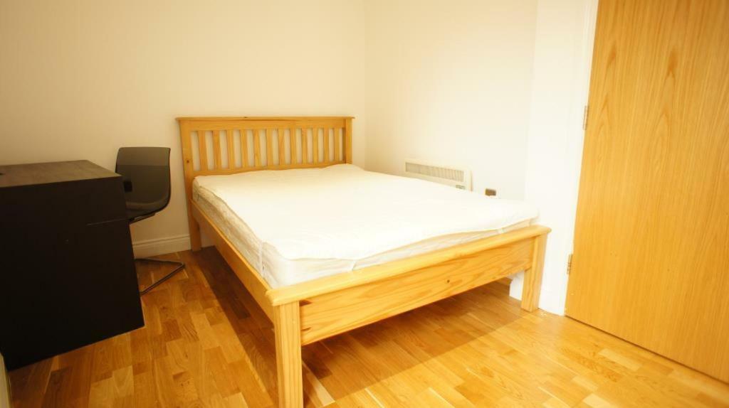 City Centre Apartment Манчестър Екстериор снимка
